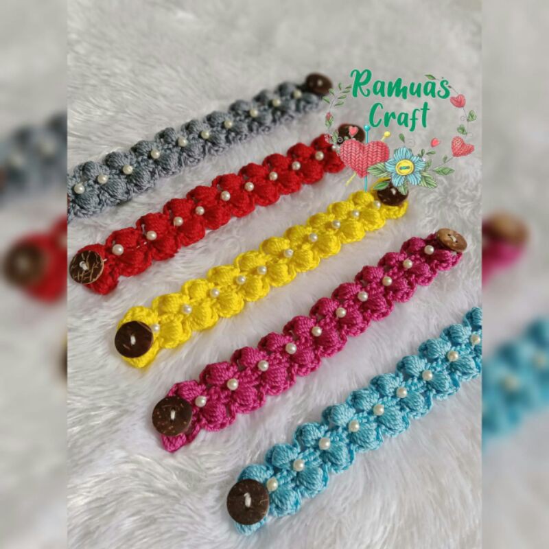 konektor masker rajut mutiara