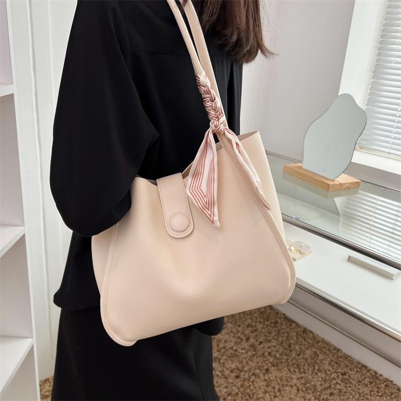 SHOULDER BAG WANITA GEMPITA/FLORIDA (+SYAL) (COD)