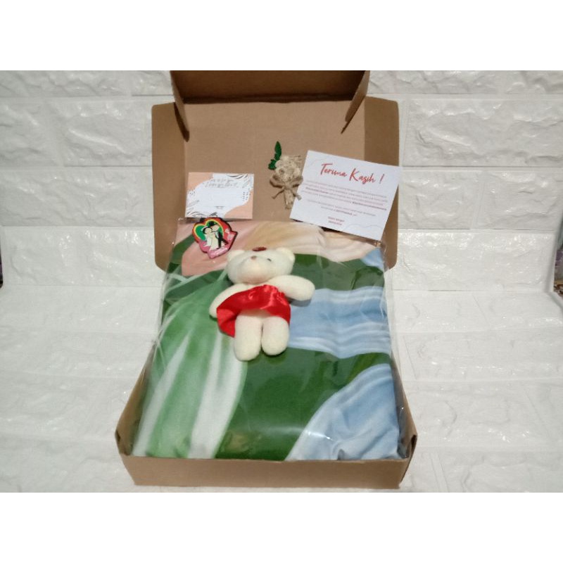 

COD GIFT BOX PARSEL PERNIKAHAN KADO WEDDING PAKET KADO UNTUK GURU atau IBU WEDDING TEMAN REQUEST SPESIAL SOUVENIR GIFT S M L XL