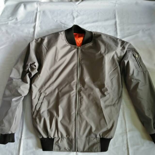 Jaket bomber dark grey&amp;maroon local