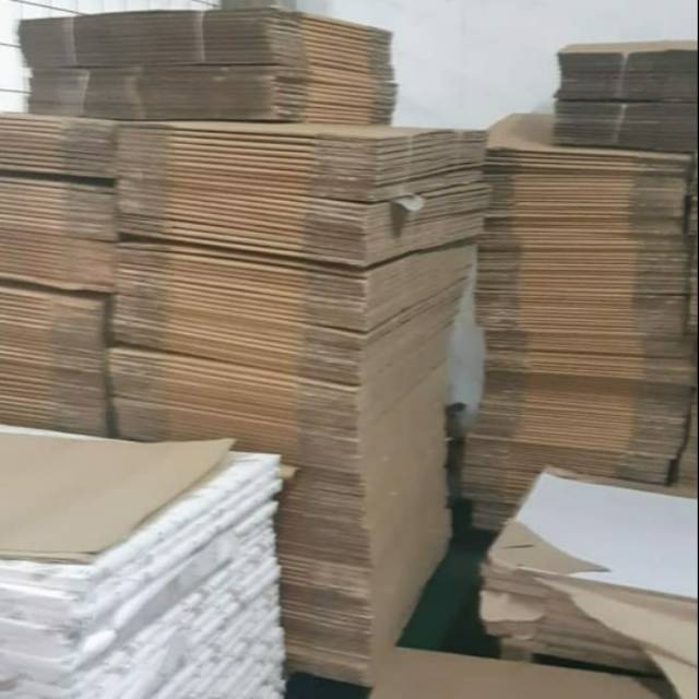 

kotak kardus 18 x 12 x 11 cm