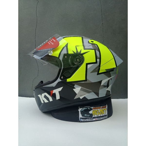 KYT TT COURSE REPAINT ESPARGARO