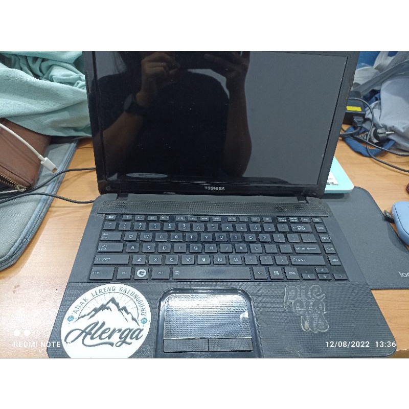 Laptop Toshiba Satelite C800D intel core i3