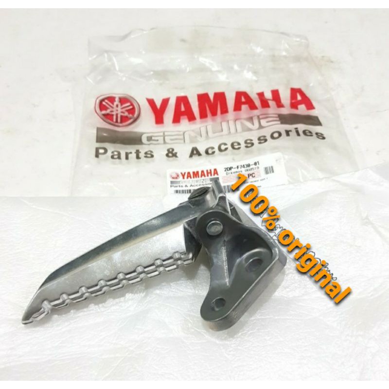 INJAKAN KAKI NMAX DUDUKAN FOOTSTEP BELAKANG KIRI NMAX ASLI ORI YAMAHA 2DP F7430 01