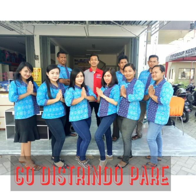 Lemari Buku 2 Pintu Kaca Bawah 2 Pintu Kayu Lemari Hias Lemari