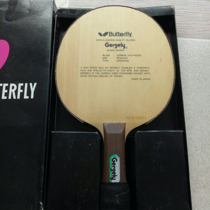 Bet butterfly gergely dan karet butterfly rozena & karet stiga dna pro