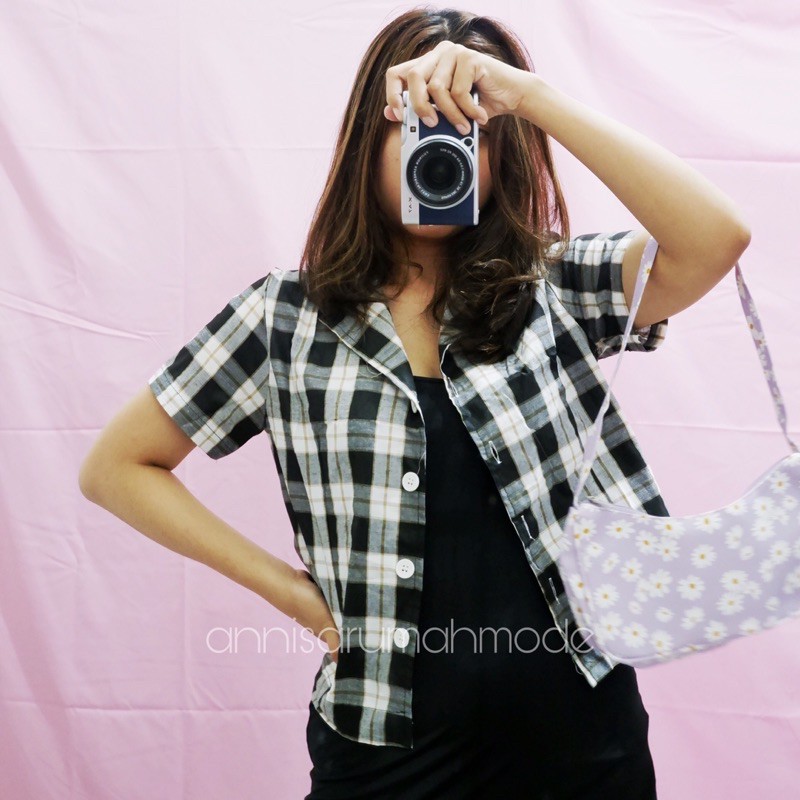 CROP TOP KIMI SQUARE / ATASAN WANITA ALA KOREA / BAJU KOREA / PAKAIAN WANITA / BLEZER KOREA