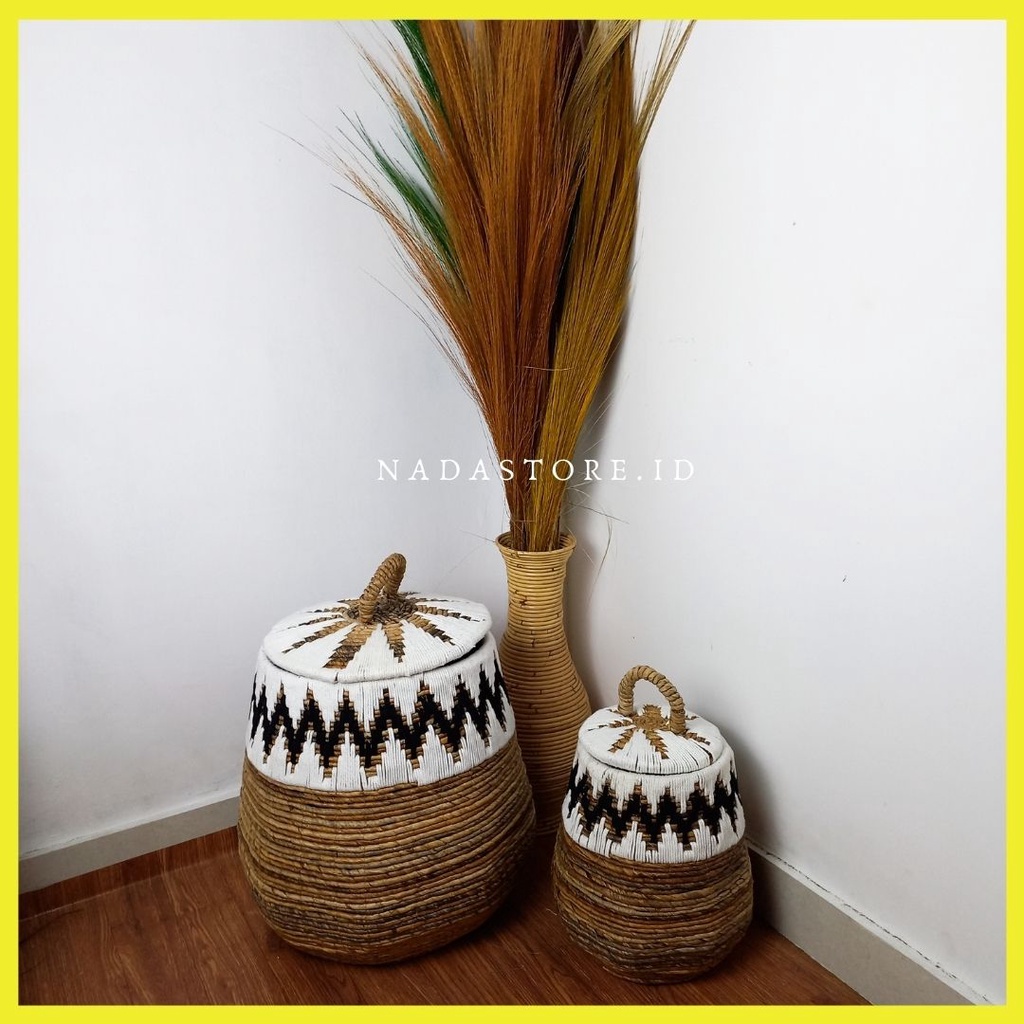 NADASTORE - LARGE WOVEN BASKET / LIDDED BASKET / KERANJANG BIG SIZE TUTUP / GUCI DISPLAY