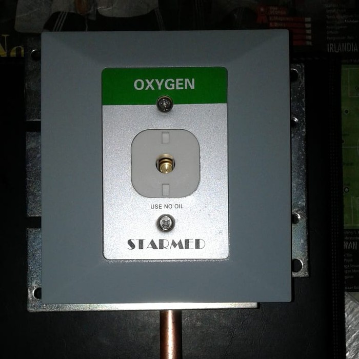 Wall Outlet Gas Medis Oxygen dengan Plat Standard Ohmeda merk Starmed