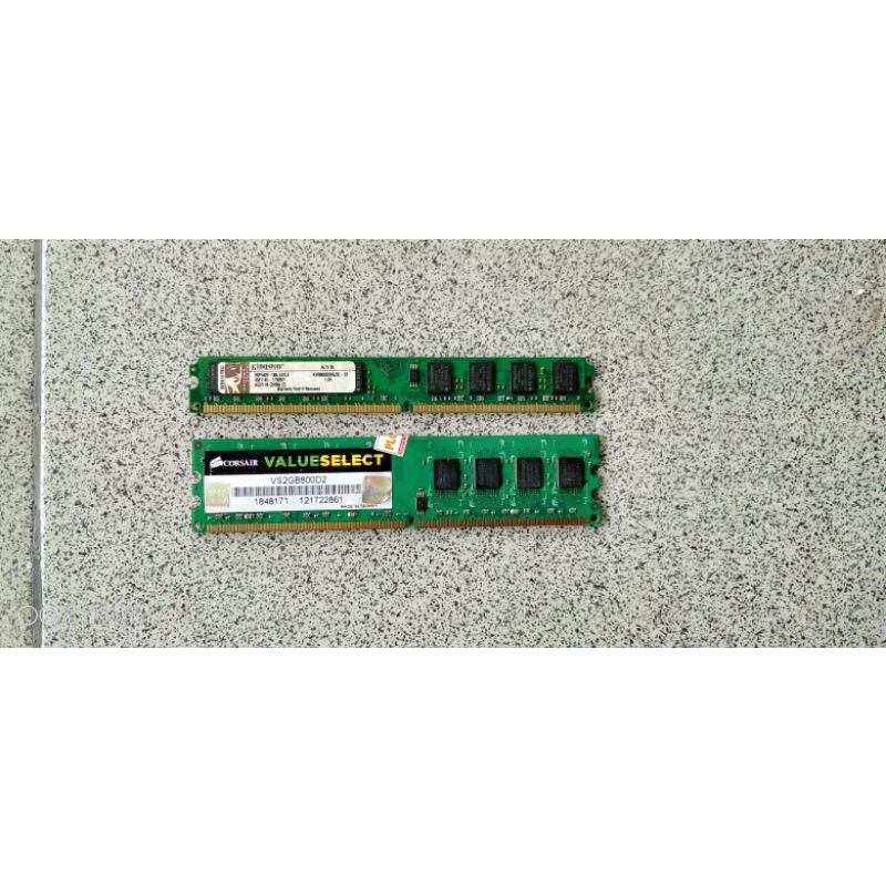 Ram PC DDR 2 GB ( PC 6400 ) kondisi normal