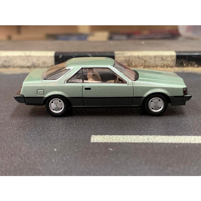 Tomica Limited Vintage Neo LV-N58b Toyota Corona 1800EX Saloon