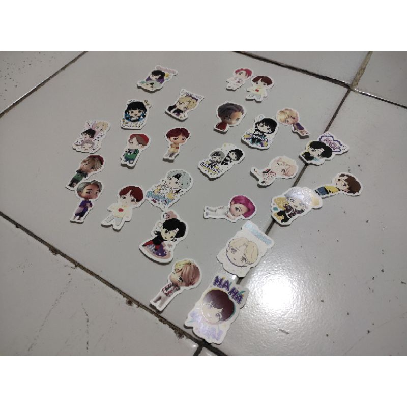 

Sticker KPOP/Stiker/BTS/Twice/BlackPink/EXO/BT21/Laptop/HP/Binder