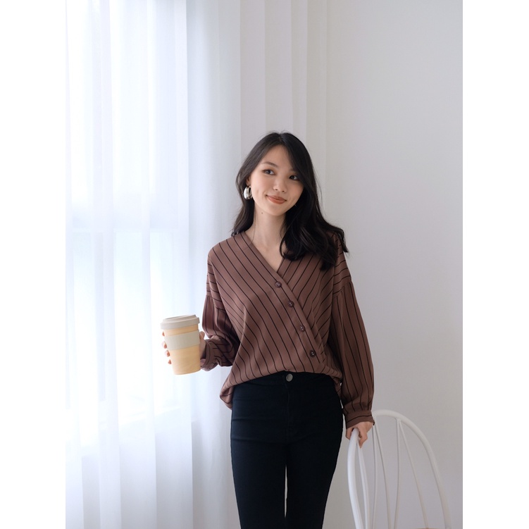 Kadaka T-0390 Blouse Stripes Tangan Panjang Vneck
