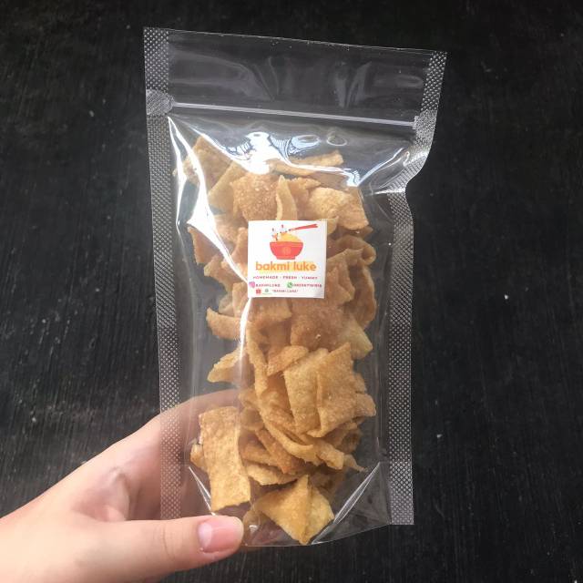 

KERIPIK PANGSIT BAKMI LUKE