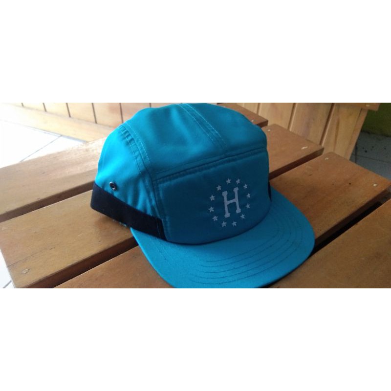 topi 5 panel vans