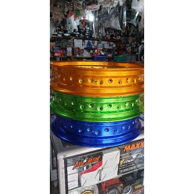 velg scarlet ukuran 300 & 350-17 ( supermoto/ japstyle )