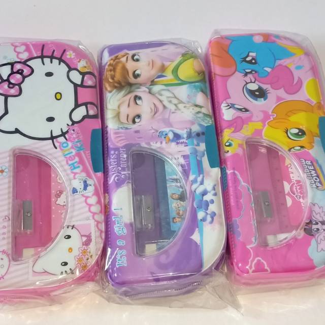 

Tempat pensil/ pencil case