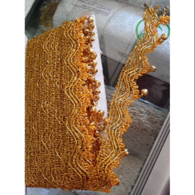 Renda lonceng / renda broklat / renda bordir / borci / renda india / renda emas warna emas