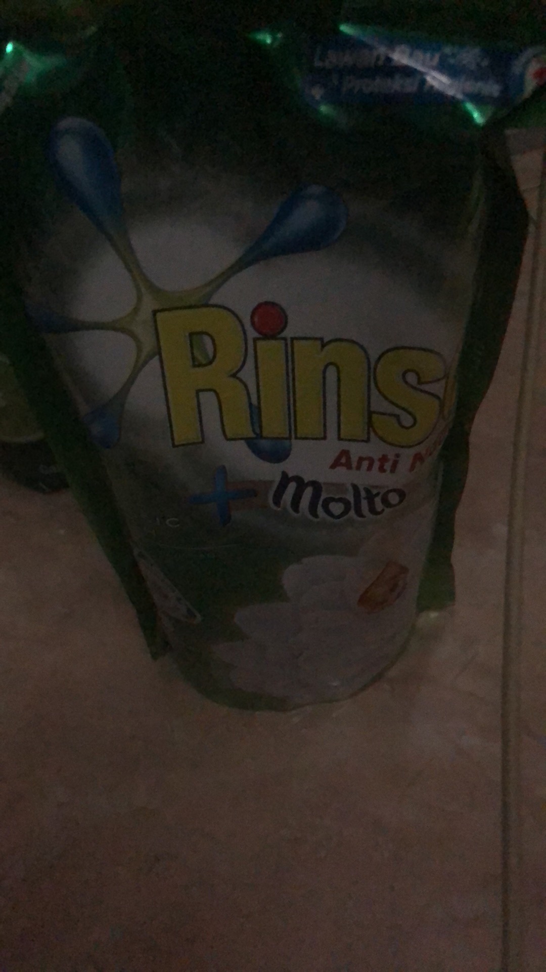 Rinso Deterjen Cair All Varian 750ml