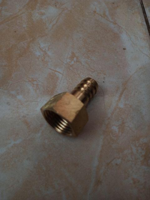 Neple Selang 1/2×1/2 Kuningan Drat Dalam