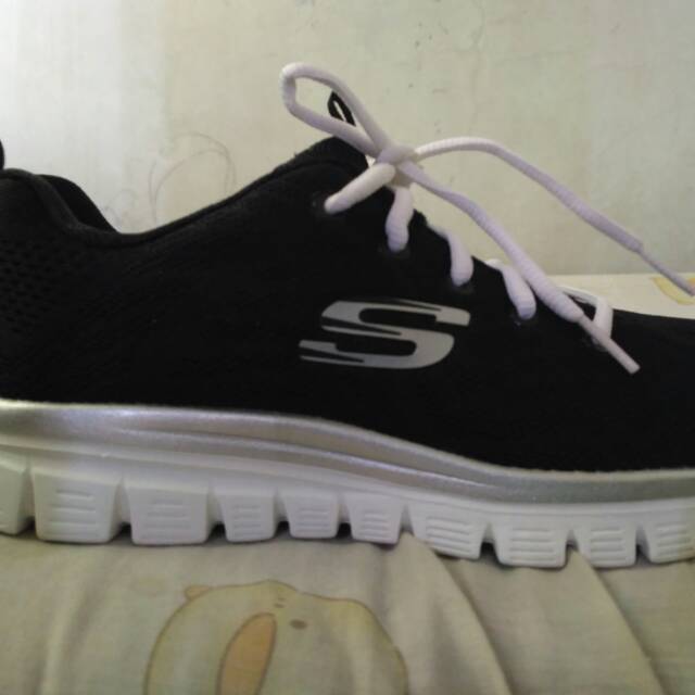 Sepatu wanita skechers sport memory foam
