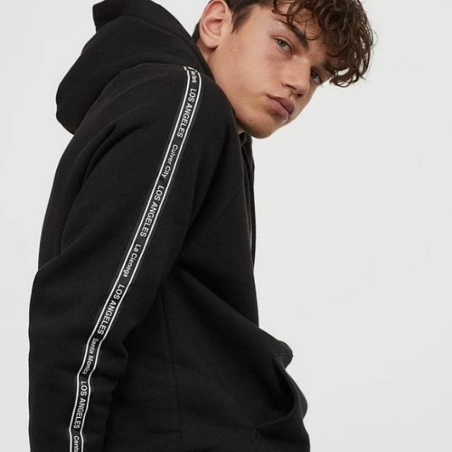 H&M Hoodie Los Angeles ~ Black