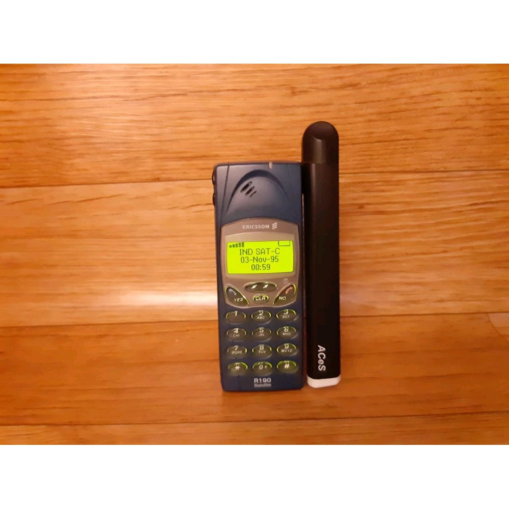 HP Handphone Ericsson R190 R190s Segel GSM Sinyal Mantap Antena ACES IMEI Tembus Not R250s Or R310s