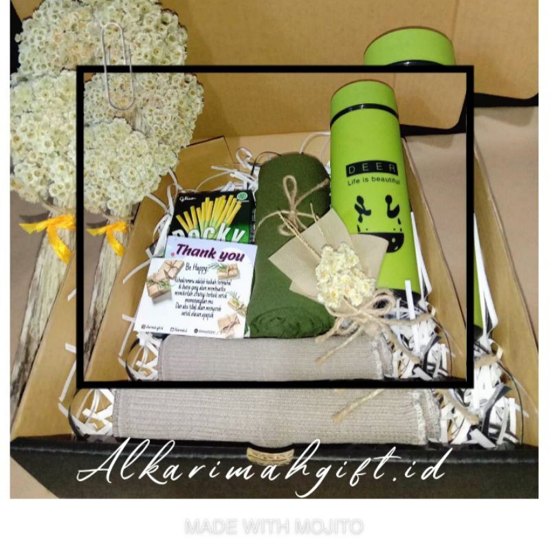 

Gift Box Kado wisuda, Kado ulangtahun Hampers