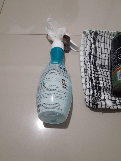 Stella Fabric Spray Cotton Bloom Pink Peony Netto (200+45) 245ml Pengharum Stela Katun Botol Sempro