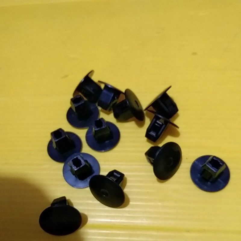 kancing klip kedudukan baut fender Honda Brio Freed jazz civic ori