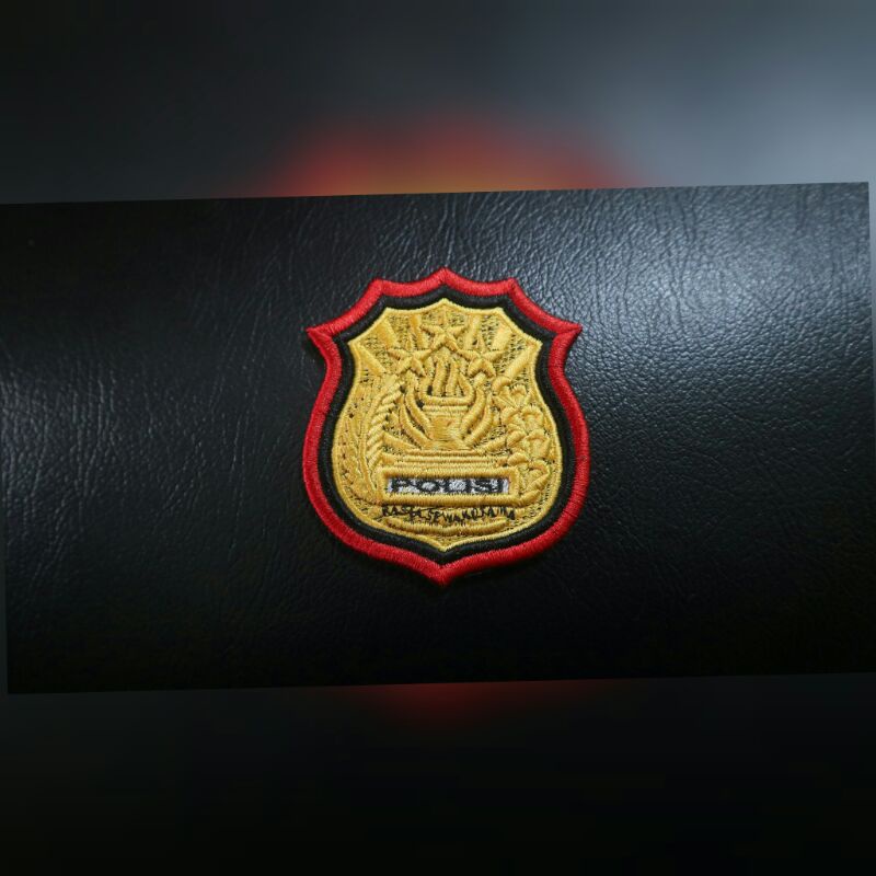 BET ATRIBUT KEWENANGAN POLISI/POLRI LIS MERAH BORDIR TIMBUL