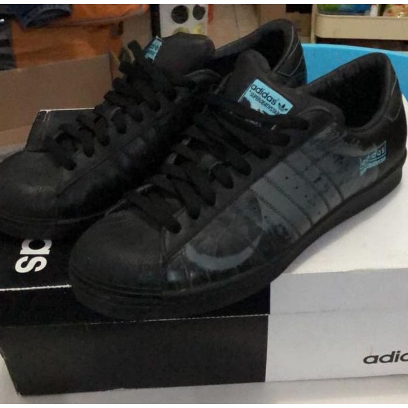 Adidas Originals x Star Wars SUPERSTAR VIN "SUPERDEATHSTAR" EU 43 1/3