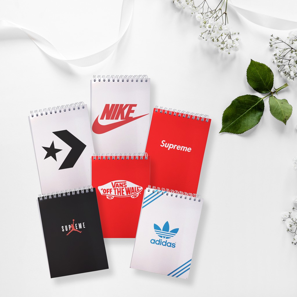 

Note Book Spiral Large (10 cm X 14 cm) Edisi Logo Brand / NOTEBOOK A6 CUSTOM / SEMINAR KIT SURABAYA