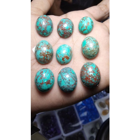 Batu akik pirus urat merah