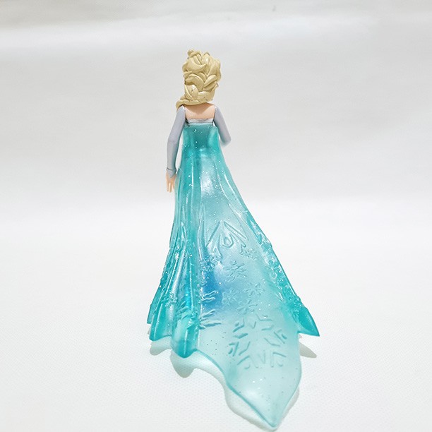 mainan Frozen 2 Elsa Action Figure koleksi pajangan