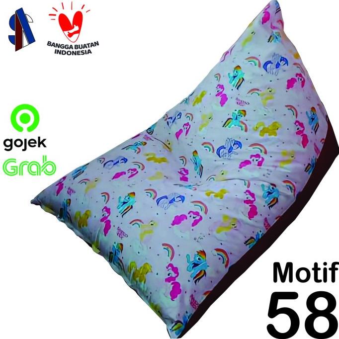 

Bean Bag Triangle Motif, Termasuk Isi - 58 Little Pony Strwom12