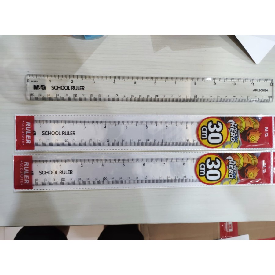 

M&G RULER STATIONERY PENGGARIS PLASTIK 30CM PENGGARIS PANJANG