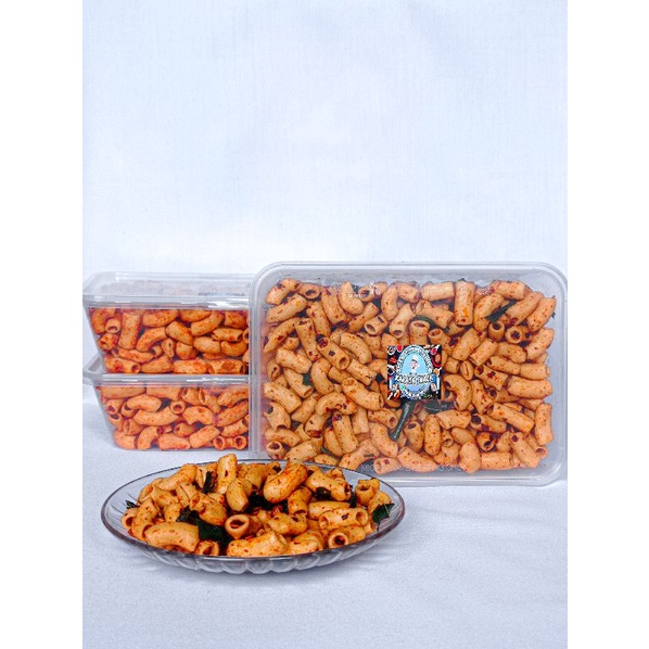 

MAKARONI BANTAT PEDAS,PEDAS DAUN JERUK,ORIGINAL,BALADO KEMASAN BOX