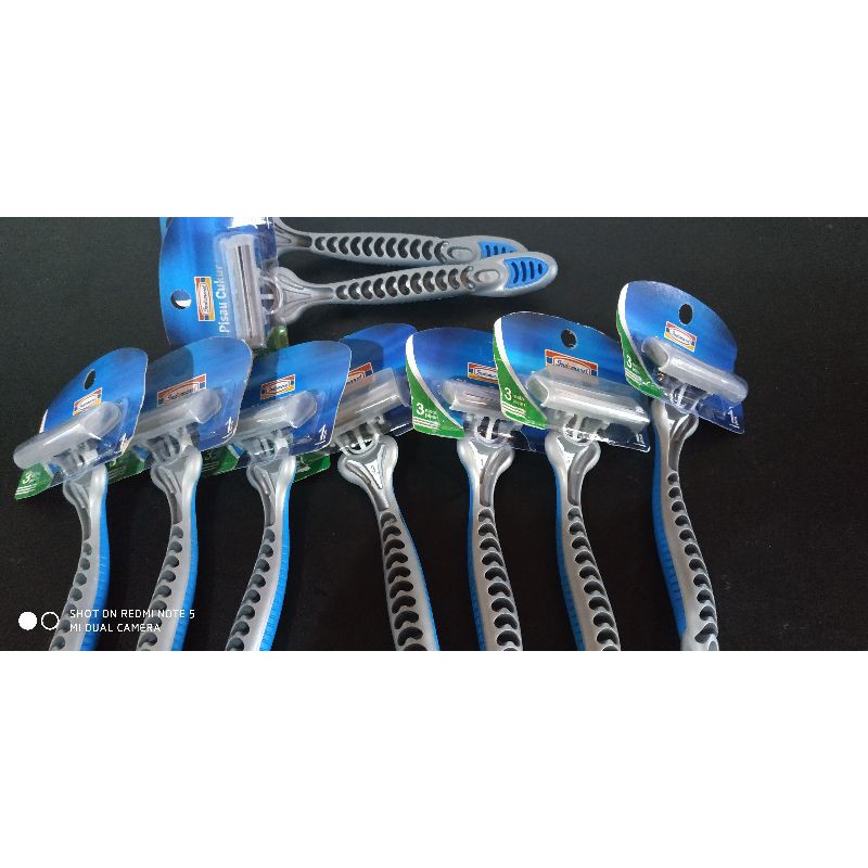 pisau cukur 3 mata pisau