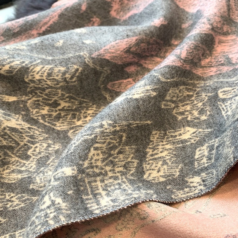 Syal &quot;Praha&quot; 65 x 190 Motif Polos Anggun motif kuda yang mewah Bahan High Grade Cashmere Immitation