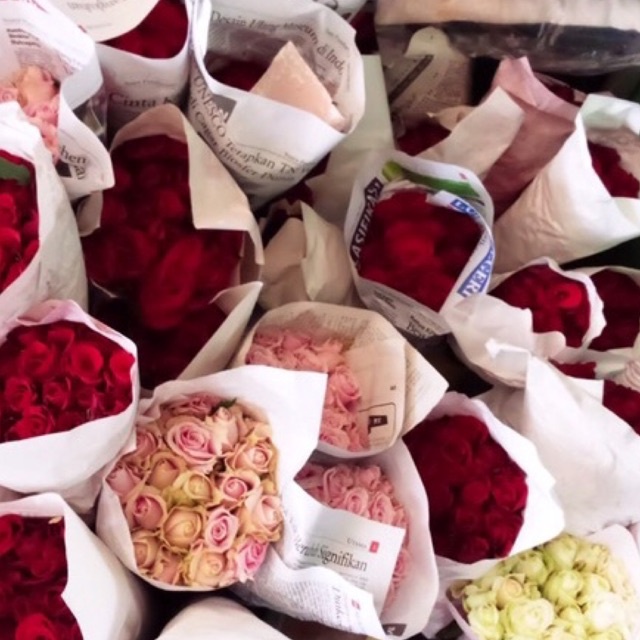 bunga potong / bunga mawar potong / bunga potong bandung/ bunga potong segar / bunga potong mawar