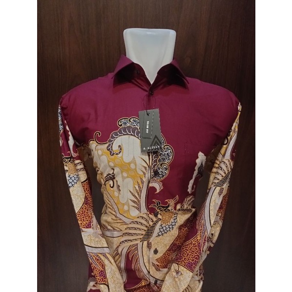 Alisan Batik Lengan Panjang Slimfit