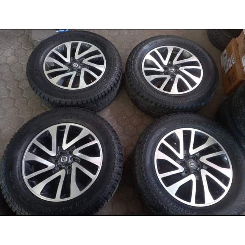 Velg Mobil Seken OEM Copotan Nissan Navara Ring 18 Pcd Baut 6x114 + Ban Yokohama 265 60 R18