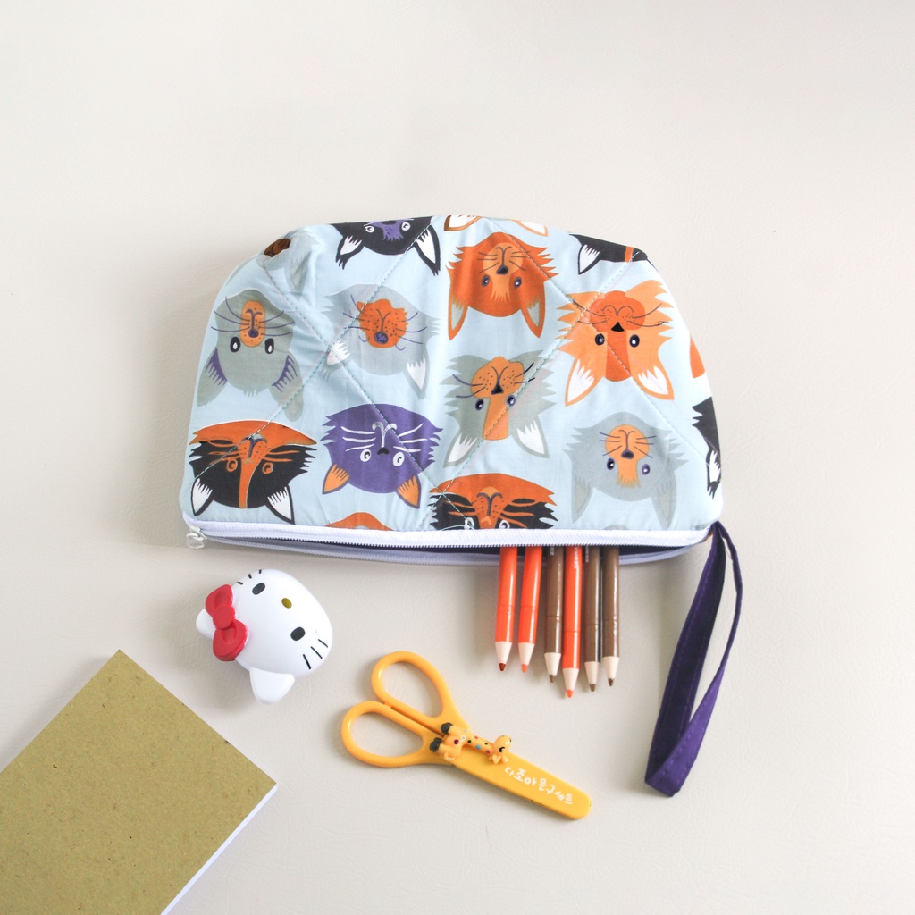 

Tempat Pensil Anak Perempuan Karakter Animal Hewan Binatang Pencil Case Wadah Pensil Kain Motif Tempat Pensil Unik Lucu Cute Tempat Pensil Aesthetic Kotak Minimalis Korea Cute Kotak Pensil Dompet Kain Pouch Kain Kosmetik Kapasitas Besar Dengan Resleting