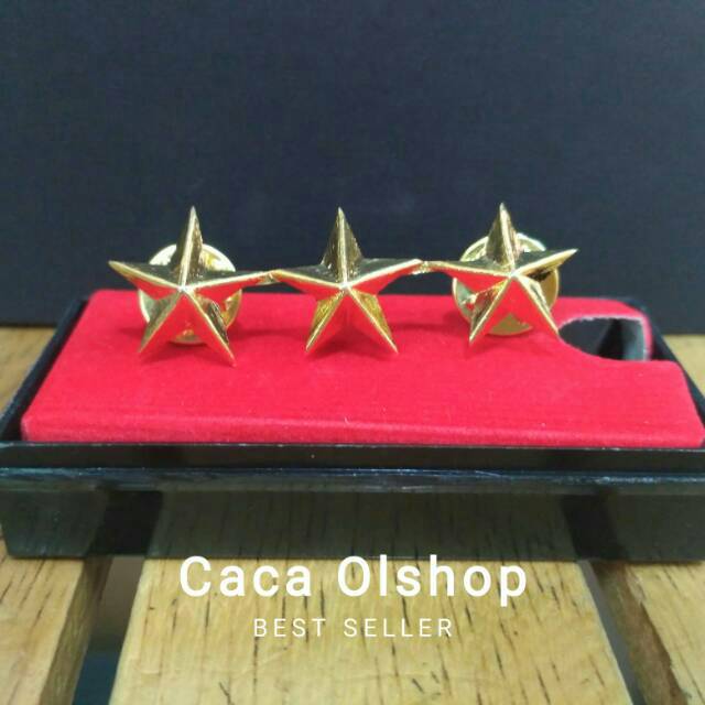 Pin Bintang 3 Gandeng Gold