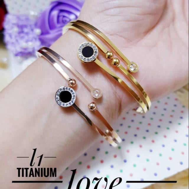 Titanium gelang 1237j