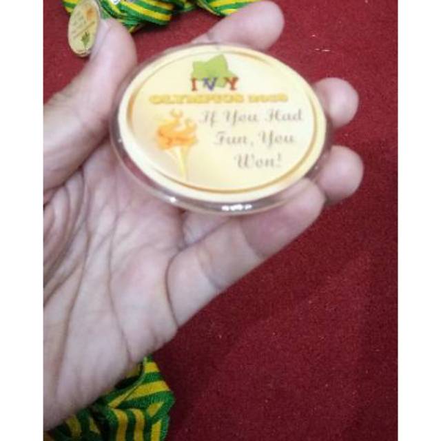 

Acrylic ringan tebal , tebal 2mm murah, bening seperti kaca