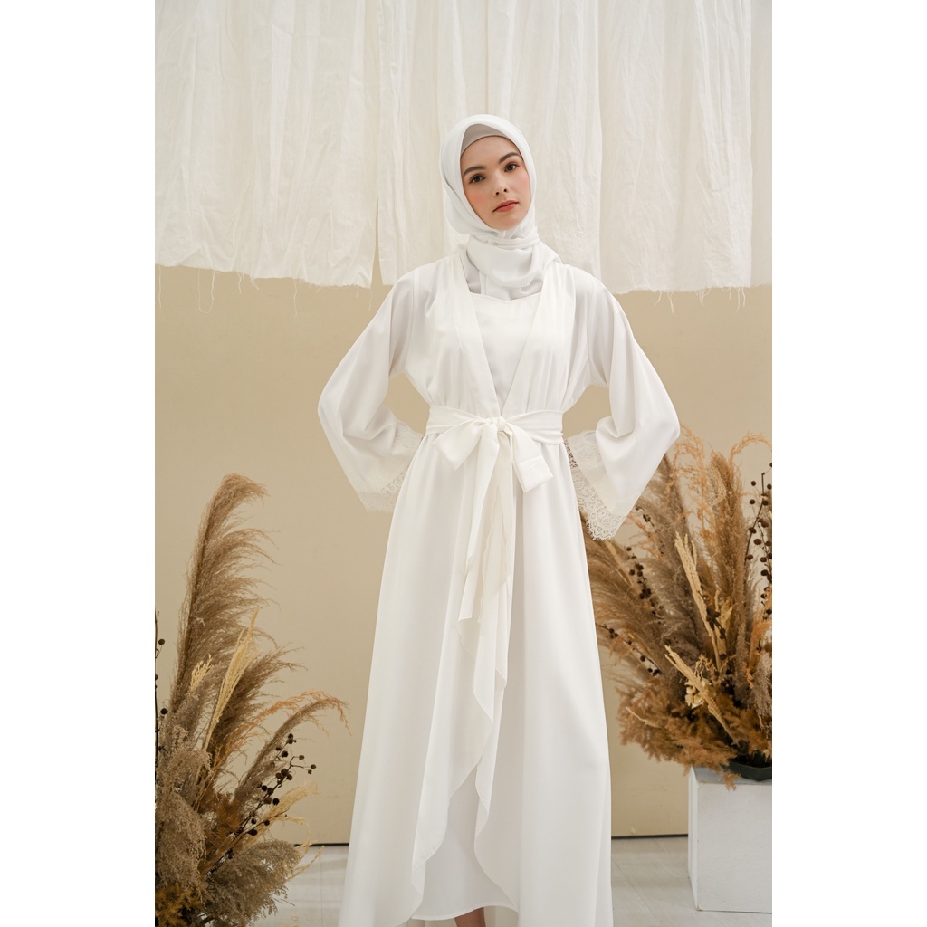 Ashera Asymmetric Robe - KIMONO ROBE PENGANTIN