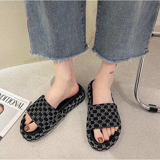 RYX - Lazy Comfortable Sandal Slipper Cocok Untuk Daily / Sandal Mandi - Ori Import