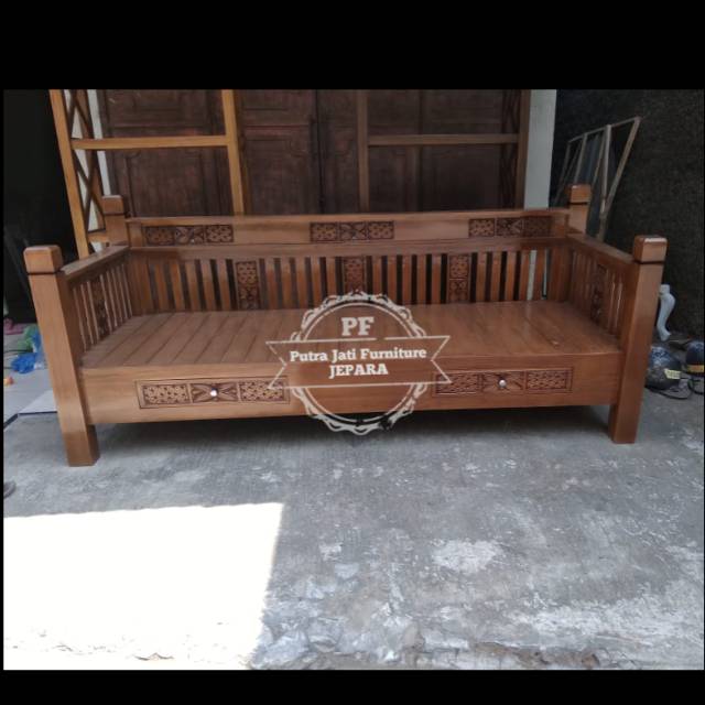 Kursi panjang jati Daybed bale bale kursi Risban ukir